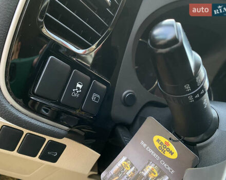 Черный Мицубиси Аутлендер, объемом двигателя 2.27 л и пробегом 241 тыс. км за 14400 $, фото 66 на Automoto.ua