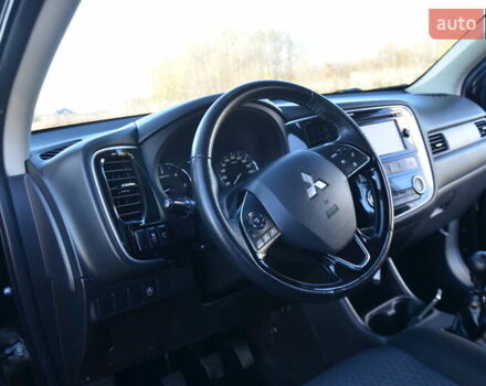 Чорний Міцубісі Аутлендер, об'ємом двигуна 2.2 л та пробігом 237 тис. км за 12550 $, фото 35 на Automoto.ua
