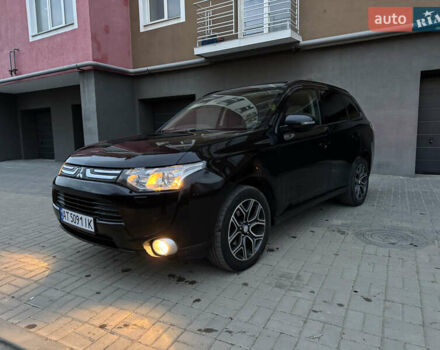 Черный Мицубиси Аутлендер, объемом двигателя 2.27 л и пробегом 241 тыс. км за 14400 $, фото 3 на Automoto.ua