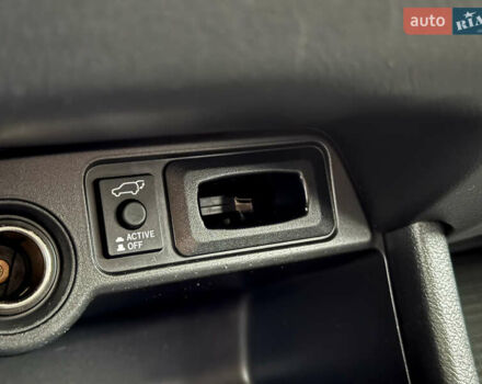 Черный Мицубиси Аутлендер, объемом двигателя 2.2 л и пробегом 250 тыс. км за 12750 $, фото 25 на Automoto.ua