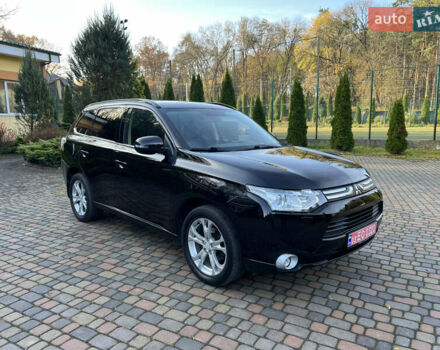 Черный Мицубиси Аутлендер, объемом двигателя 2 л и пробегом 190 тыс. км за 12500 $, фото 7 на Automoto.ua