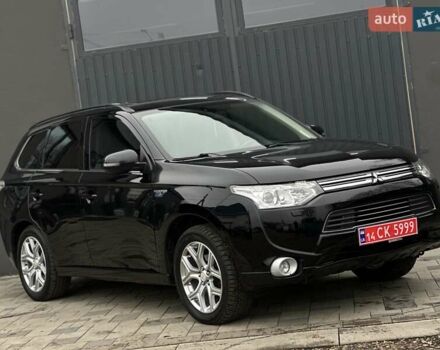 Чорний Міцубісі Аутлендер, об'ємом двигуна 2 л та пробігом 213 тис. км за 13888 $, фото 33 на Automoto.ua