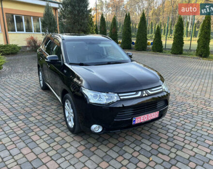 Черный Мицубиси Аутлендер, объемом двигателя 2 л и пробегом 190 тыс. км за 12500 $, фото 10 на Automoto.ua