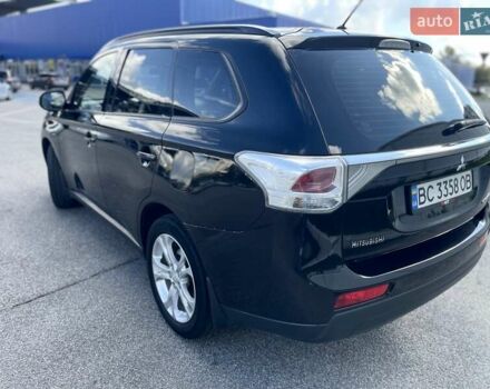 Черный Мицубиси Аутлендер, объемом двигателя 2 л и пробегом 270 тыс. км за 11400 $, фото 8 на Automoto.ua