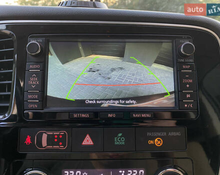 Черный Мицубиси Аутлендер, объемом двигателя 2.27 л и пробегом 241 тыс. км за 14400 $, фото 70 на Automoto.ua