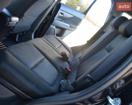 Чорний Міцубісі Аутлендер, об'ємом двигуна 2.2 л та пробігом 237 тис. км за 12550 $, фото 45 на Automoto.ua