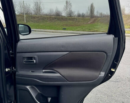 Черный Мицубиси Аутлендер, объемом двигателя 2.2 л и пробегом 250 тыс. км за 12750 $, фото 37 на Automoto.ua