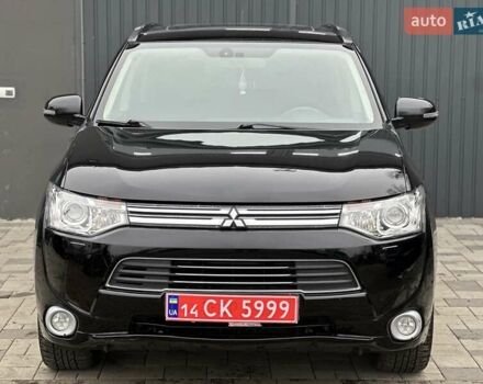 Чорний Міцубісі Аутлендер, об'ємом двигуна 2 л та пробігом 213 тис. км за 13888 $, фото 3 на Automoto.ua