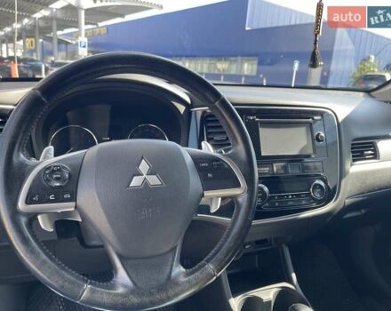 Черный Мицубиси Аутлендер, объемом двигателя 2 л и пробегом 270 тыс. км за 11400 $, фото 20 на Automoto.ua