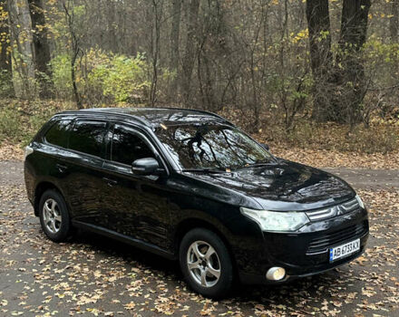 Міцубісі Аутлендер 2013 у Броварах на Automoto.ua Чорний Міцубісі Аутлендер, об'ємом двигуна 2.36 л та пробігом 168 тис. км за 11700 $, фото 7 на Automoto.ua