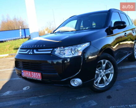 Чорний Міцубісі Аутлендер, об'ємом двигуна 2.2 л та пробігом 237 тис. км за 12550 $, фото 4 на Automoto.ua