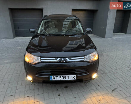 Черный Мицубиси Аутлендер, объемом двигателя 2.27 л и пробегом 241 тыс. км за 14400 $, фото 4 на Automoto.ua