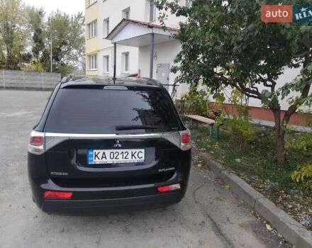 Чорний Міцубісі Аутлендер, об'ємом двигуна 2.36 л та пробігом 170 тис. км за 13500 $, фото 9 на Automoto.ua