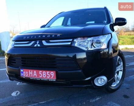 Чорний Міцубісі Аутлендер, об'ємом двигуна 2.2 л та пробігом 237 тис. км за 12550 $, фото 1 на Automoto.ua