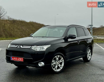 Черный Мицубиси Аутлендер, объемом двигателя 2.2 л и пробегом 250 тыс. км за 12750 $, фото 3 на Automoto.ua