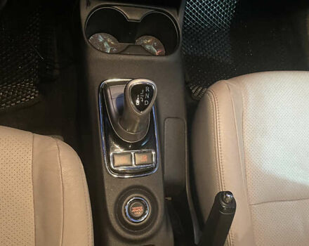 Черный Мицубиси Аутлендер, объемом двигателя 2 л и пробегом 206 тыс. км за 14500 $, фото 10 на Automoto.ua