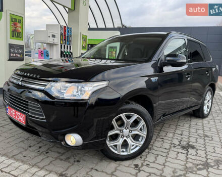 Чорний Міцубісі Аутлендер, об'ємом двигуна 2 л та пробігом 157 тис. км за 15299 $, фото 25 на Automoto.ua