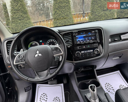Черный Мицубиси Аутлендер, объемом двигателя 2 л и пробегом 173 тыс. км за 15299 $, фото 93 на Automoto.ua