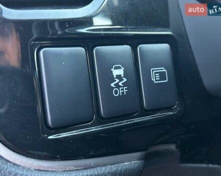 Чорний Міцубісі Аутлендер, об'ємом двигуна 2.4 л та пробігом 199 тис. км за 12800 $, фото 18 на Automoto.ua