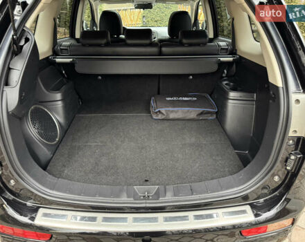 Черный Мицубиси Аутлендер, объемом двигателя 2 л и пробегом 173 тыс. км за 15299 $, фото 109 на Automoto.ua