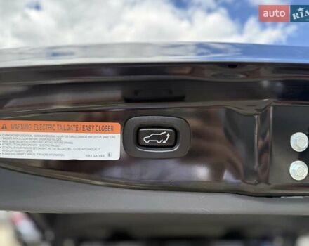 Черный Мицубиси Аутлендер, объемом двигателя 2.4 л и пробегом 231 тыс. км за 12600 $, фото 31 на Automoto.ua