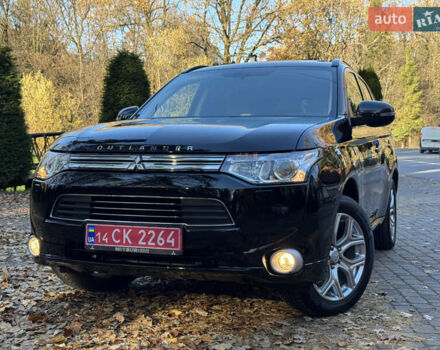 Чорний Міцубісі Аутлендер, об'ємом двигуна 2 л та пробігом 173 тис. км за 15299 $, фото 28 на Automoto.ua