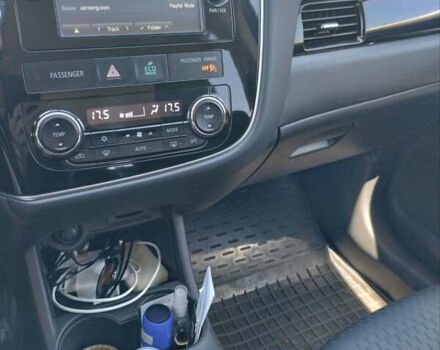 Черный Мицубиси Аутлендер, объемом двигателя 2.42 л и пробегом 148 тыс. км за 13000 $, фото 17 на Automoto.ua