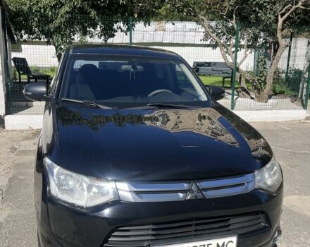 Черный Мицубиси Аутлендер, объемом двигателя 2 л и пробегом 150 тыс. км за 12000 $, фото 7 на Automoto.ua