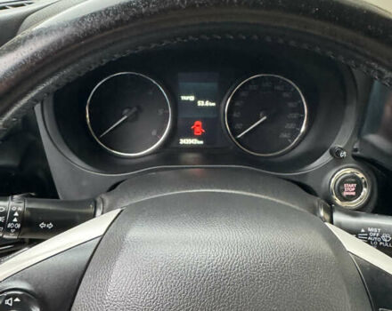 Черный Мицубиси Аутлендер, объемом двигателя 2.27 л и пробегом 244 тыс. км за 14000 $, фото 11 на Automoto.ua