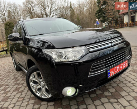 Черный Мицубиси Аутлендер, объемом двигателя 2 л и пробегом 173 тыс. км за 15299 $, фото 10 на Automoto.ua