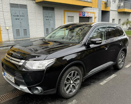 Черный Мицубиси Аутлендер, объемом двигателя 2.27 л и пробегом 244 тыс. км за 14000 $, фото 7 на Automoto.ua