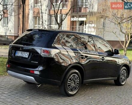 Черный Мицубиси Аутлендер, объемом двигателя 2.4 л и пробегом 270 тыс. км за 12500 $, фото 10 на Automoto.ua