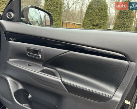 Черный Мицубиси Аутлендер, объемом двигателя 2 л и пробегом 173 тыс. км за 15299 $, фото 83 на Automoto.ua