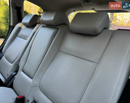 Чорний Міцубісі Аутлендер, об'ємом двигуна 2 л та пробігом 173 тис. км за 15299 $, фото 113 на Automoto.ua