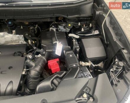 Чорний Міцубісі Аутлендер, об'ємом двигуна 2 л та пробігом 250 тис. км за 10800 $, фото 23 на Automoto.ua