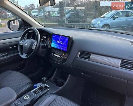 Чорний Міцубісі Аутлендер, об'ємом двигуна 2.4 л та пробігом 199 тис. км за 12800 $, фото 33 на Automoto.ua