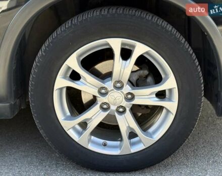 Черный Мицубиси Аутлендер, объемом двигателя 2.4 л и пробегом 231 тыс. км за 12600 $, фото 8 на Automoto.ua