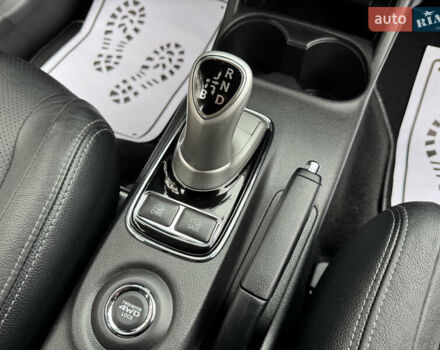 Черный Мицубиси Аутлендер, объемом двигателя 2 л и пробегом 173 тыс. км за 15299 $, фото 92 на Automoto.ua