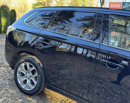 Чорний Міцубісі Аутлендер, об'ємом двигуна 2 л та пробігом 173 тис. км за 15299 $, фото 21 на Automoto.ua