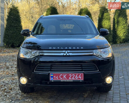 Чорний Міцубісі Аутлендер, об'ємом двигуна 2 л та пробігом 173 тис. км за 15299 $, фото 23 на Automoto.ua