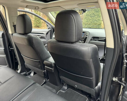 Черный Мицубиси Аутлендер, объемом двигателя 2 л и пробегом 173 тыс. км за 15299 $, фото 103 на Automoto.ua