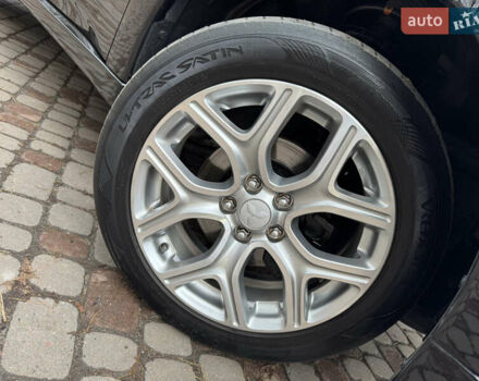 Черный Мицубиси Аутлендер, объемом двигателя 2 л и пробегом 173 тыс. км за 15299 $, фото 12 на Automoto.ua