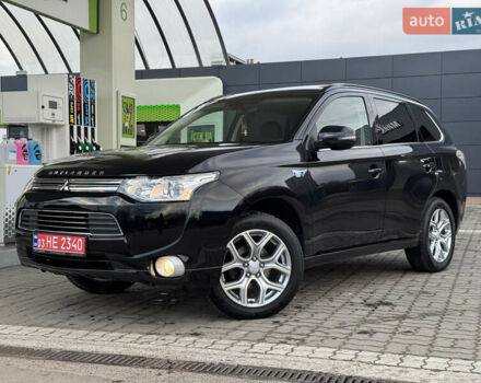 Чорний Міцубісі Аутлендер, об'ємом двигуна 2 л та пробігом 157 тис. км за 15299 $, фото 22 на Automoto.ua