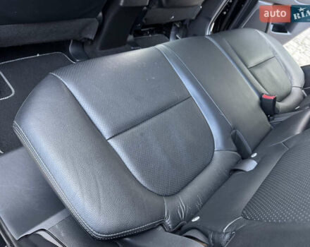 Чорний Міцубісі Аутлендер, об'ємом двигуна 2 л та пробігом 157 тис. км за 15299 $, фото 95 на Automoto.ua