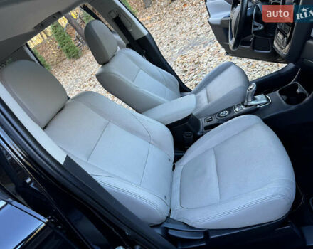 Чорний Міцубісі Аутлендер, об'ємом двигуна 2 л та пробігом 173 тис. км за 15299 $, фото 98 на Automoto.ua