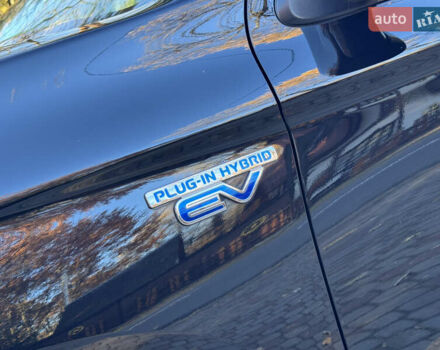 Чорний Міцубісі Аутлендер, об'ємом двигуна 2 л та пробігом 173 тис. км за 15299 $, фото 39 на Automoto.ua