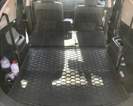 Черный Мицубиси Аутлендер, объемом двигателя 3 л и пробегом 250 тыс. км за 13500 $, фото 20 на Automoto.ua