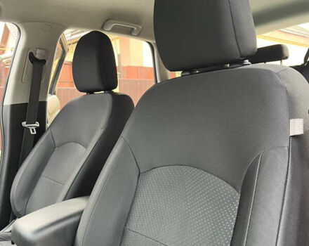 Чорний Міцубісі Аутлендер, об'ємом двигуна 2 л та пробігом 170 тис. км за 10999 $, фото 22 на Automoto.ua