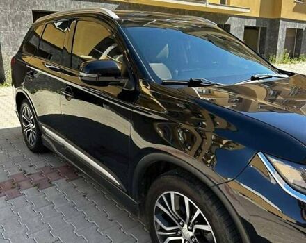 Чорний Міцубісі Аутлендер, об'ємом двигуна 2.36 л та пробігом 225 тис. км за 13699 $, фото 5 на Automoto.ua