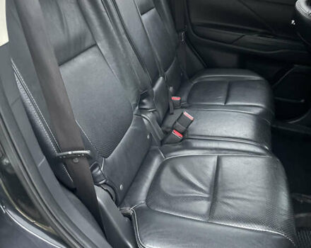 Черный Мицубиси Аутлендер, объемом двигателя 3 л и пробегом 260 тыс. км за 13799 $, фото 11 на Automoto.ua